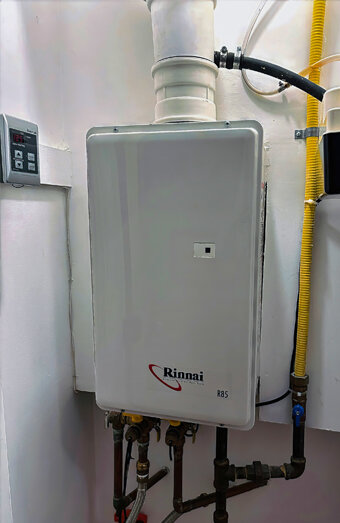 https://attadalehotwater.com.au/uploads/2025/06/hot-water-87450.jpg
