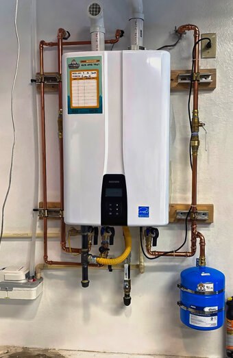 https://attadalehotwater.com.au/uploads/2025/06/instant-hot-water-systems-42978.jpg