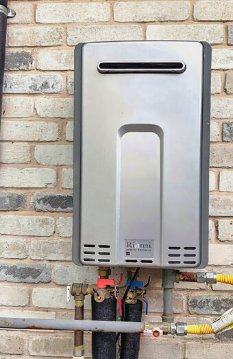 https://attadalehotwater.com.au/uploads/2025/06/instant-hot-water-systems-48570.jpg
