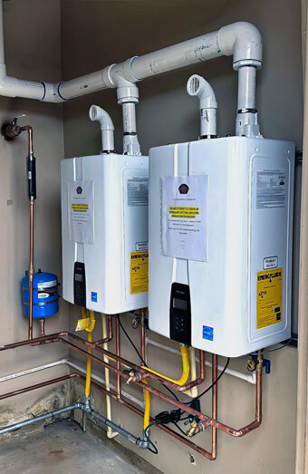 https://attadalehotwater.com.au/uploads/2025/06/thermostatic-water-systems-21158.jpg