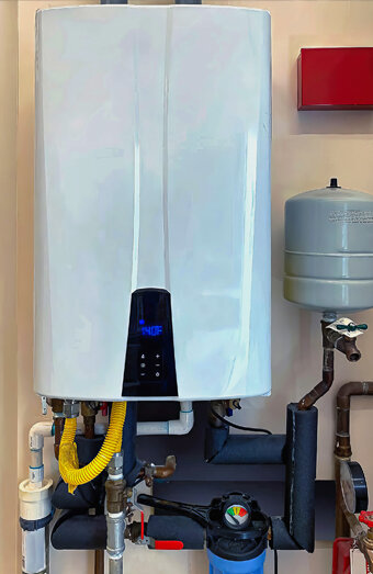 https://attadalehotwater.com.au/uploads/2025/06/thermostatic-water-systems-75675.jpg